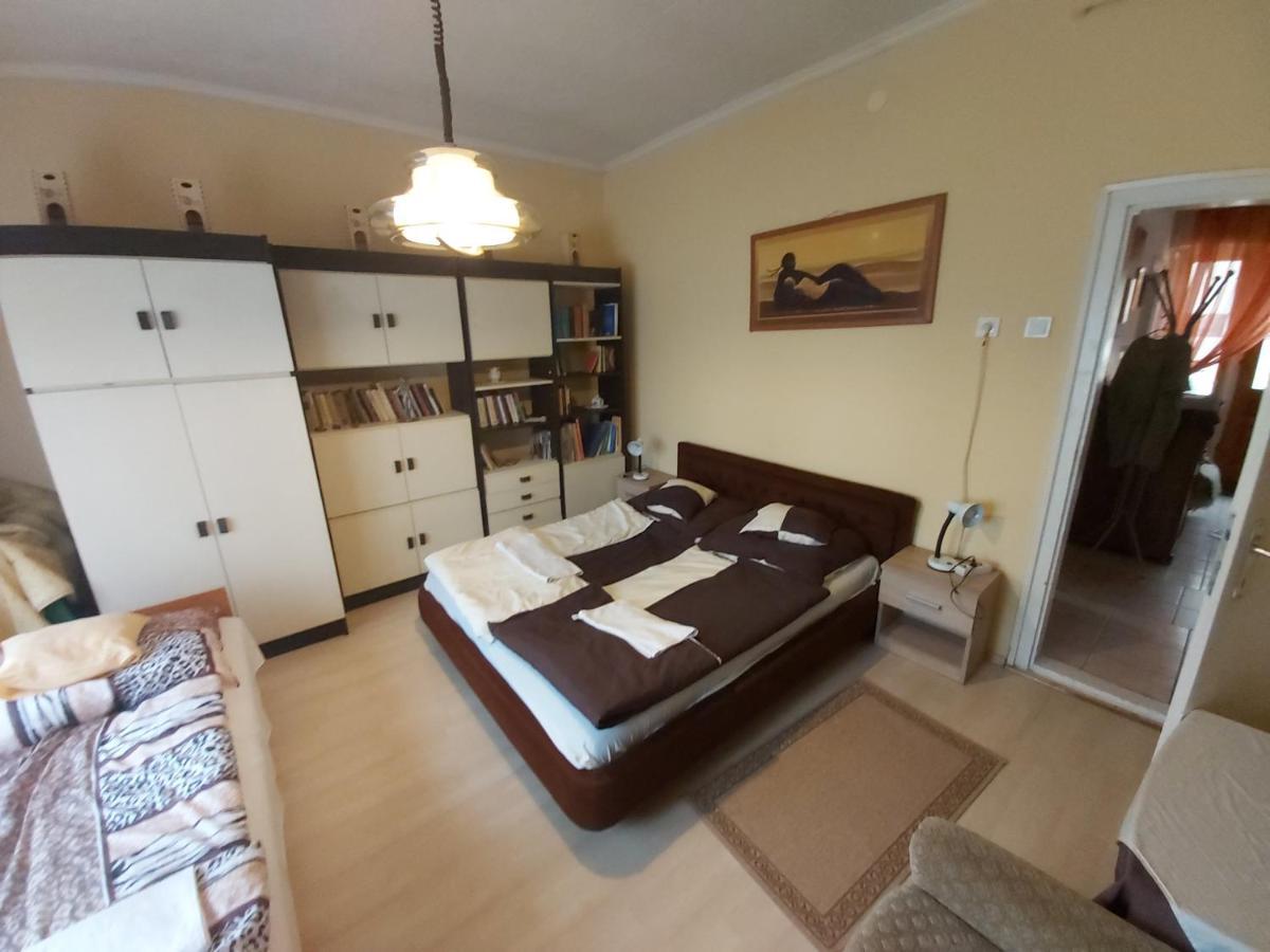 Var-Lak Vendeghaz Szendro Exteriér fotografie